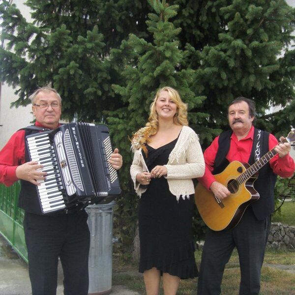 Svadba E+M v Dubnici nad Váhom (15.9.2012)