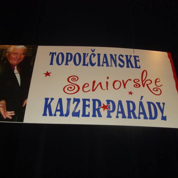 Seniorske kajzerparády v KD Topoľčany (23.5.2013)