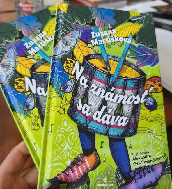 Zuzkina prvá vlastná básnická zbierka - Na známosť sa dáva